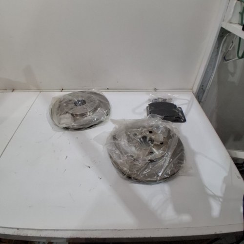 3PC CMX FRONT BRAKE ROTORS WITH FRONT BRAKE PADS - FITS SELECT MODELS (ITEM: 8-980077/CMX-D906) image 5