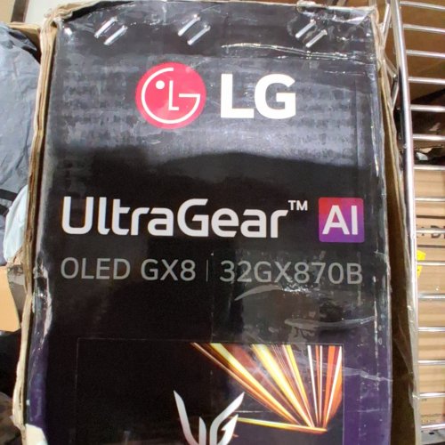 LG ULTRAGEAR 4 K UHD OLED GAMING MONITOR - 32" - BLACK (MODEL: 32GX870B) image 3