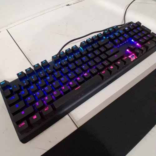 STEELSERIES APEX 5 HYBRID MECHANICAL GAMING KEYBOARD – PER-KEY RGB ILLUMINATION – AIRCRAFT GRADE ALUMINUM ALLOY FRAME – OLED SMART DISPLAY (HYBRID BLUE SWITCH) (MODEL : ‎64539) image 2