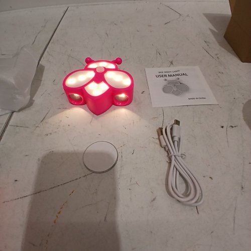 MOTION SENSOR BEE NIGHT LIGHT - PINK image 2