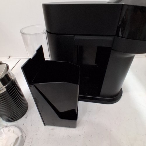 NESPRESSO VERTUO NEXT & AEROCCINO3 BY DELONGHI - MATTE BLACK ( MODEL: ENV120BAECA) image 6