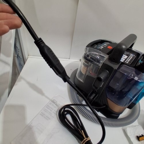 SHARK STAINSTRIKER HAIRPRO PORTABLE SPOT/STAIN/ODOUR ELIMINATOR WITH 4 ATTACHMENTS - COPPER/BLACK (MODEL: PX251C 26) image 2