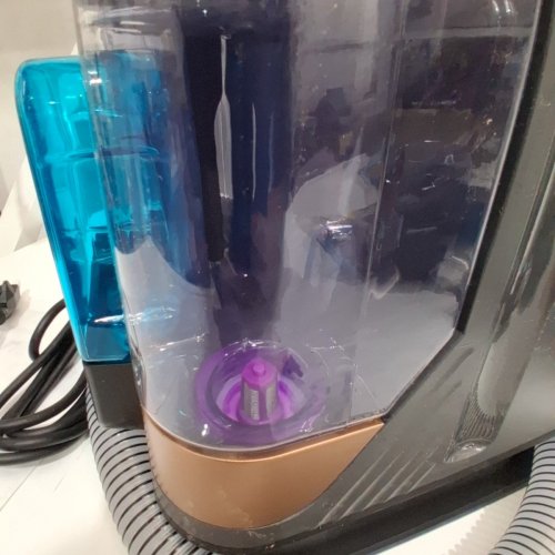 SHARK STAINSTRIKER HAIRPRO PORTABLE SPOT/STAIN/ODOUR ELIMINATOR WITH 4 ATTACHMENTS - COPPER/BLACK (MODEL: PX251C 26) image 6