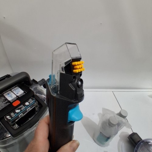 SHARK STAINSTRIKER HAIRPRO PORTABLE SPOT/STAIN/ODOUR ELIMINATOR WITH 4 ATTACHMENTS - COPPER/BLACK (MODEL: PX251C 26) image 8