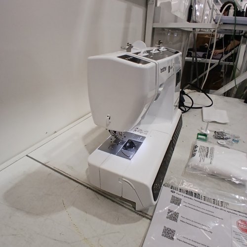BROTHER TOUGH AND STRONG SEWING MACHINE WITH 37 BUILT IN STITCHES (MODEL: ST371HD) image 7