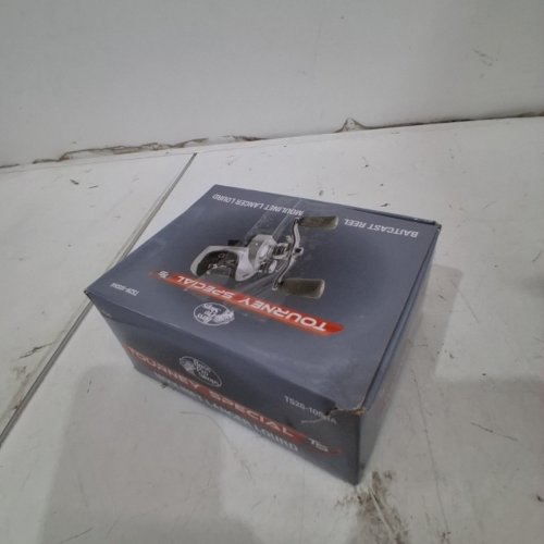 BPS SHAKESPEARE TOURNEY SPECIAL BAIT CASTING REEL - 6.6 OZ, 12 LBS MAX DRAG, 7.3:1 GEAR RATIO - SILVER AND BLACK (MODEL: TS26-10SHA) image 4