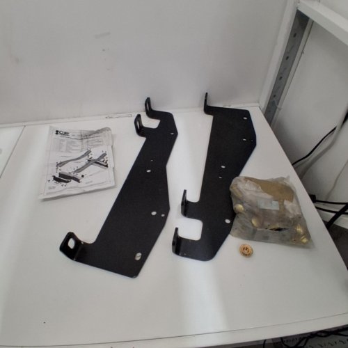 CURT FIFTH WHEEL HITCH FRAME BRACKET KIT FOR SELECT FORD F-250 AND F-350 SUPER DUTY - BLACK (MODEL: 16443) image 3