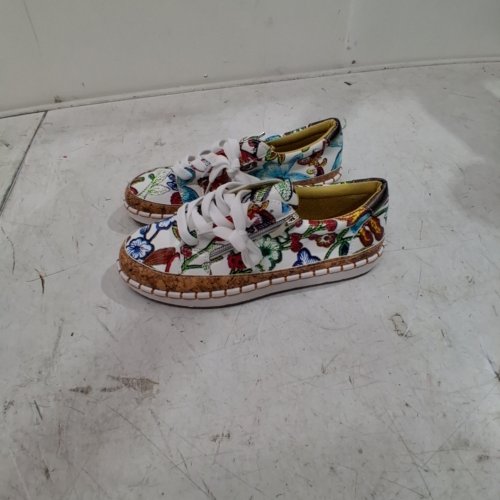 WOMEN'S FLORAL LACE UP TOP FLAT SNEAKERS WITH SIDE ZIPPER - 7 SLIM (37) - WHITE MULTICOLOR image 2