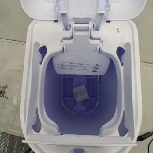 DIAPER GENIE SIGNATURE PAIL EASY ROLL WITH REFILL BAGS - WHITE (MODEL: ‎I000602) image 3