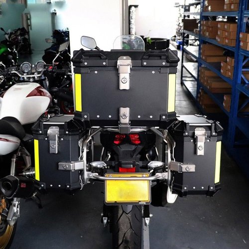2PC MOTORCYCLE HARD SADDLEBAG BOX SIDE STORAGE CASES WITH KEYS - 38 L CAP - 9" X 17.8" X 14.5" - BLACK/SILVER image 3