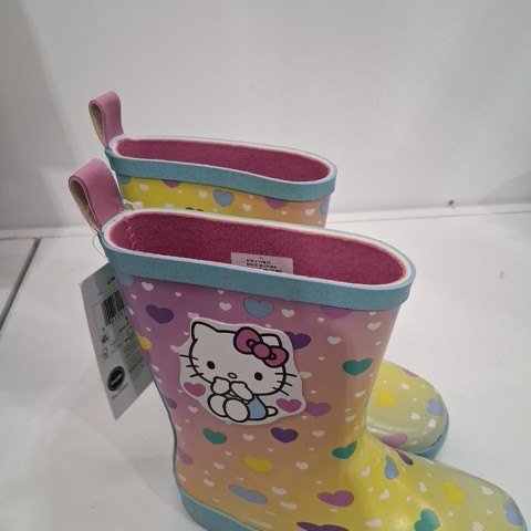 GIRL'S HELLO KITTY RAIN BOOTS - SIZE 11 - YELLOW/PINK image 2