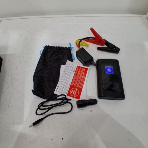 TYPES P10 PORTABLE JUMP STARTER WITH POWERGUIDE ASSISTANCE & FLASHLIGHT (MODEL:3510120) image 3