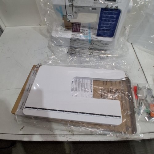 BROTHER COMPUTERIZED SEWING AND QUILTING MACHINE LCD DISPLAY WIDE TABLE - WHITE (MODEL:CS7000X ) image 5