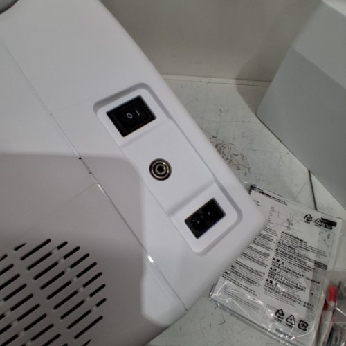 BROTHER COMPUTERIZED SEWING AND QUILTING MACHINE LCD DISPLAY WIDE TABLE - WHITE (MODEL:CS7000X ) image 9