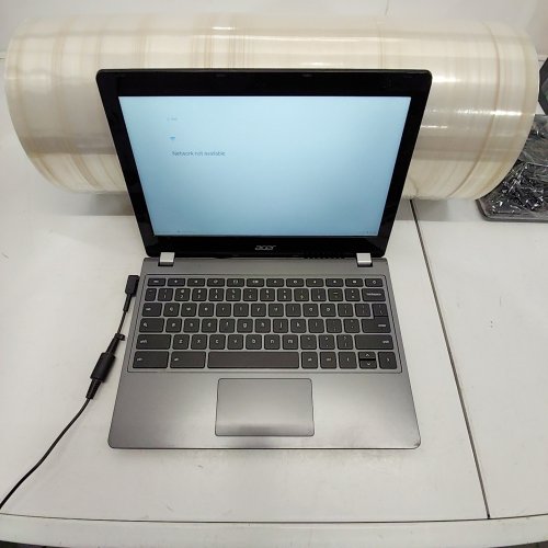 ACER CHROMEBOOK 11, 11.6" WITH INTEL CELERON 3205U, 4GB RAM, 16GB SSD (MODEL: C740-C4PE) image 2