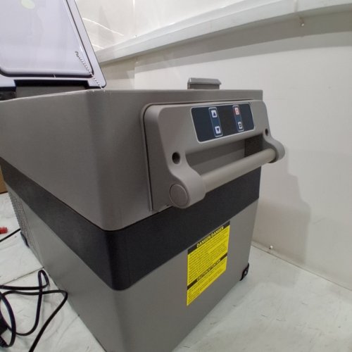 EUHOMY ELECTRIC CAR REFRIGERATOR WITH APP CONTROL - 12V\48QT - GREY\BLACK (MODEL: CF001) image 3