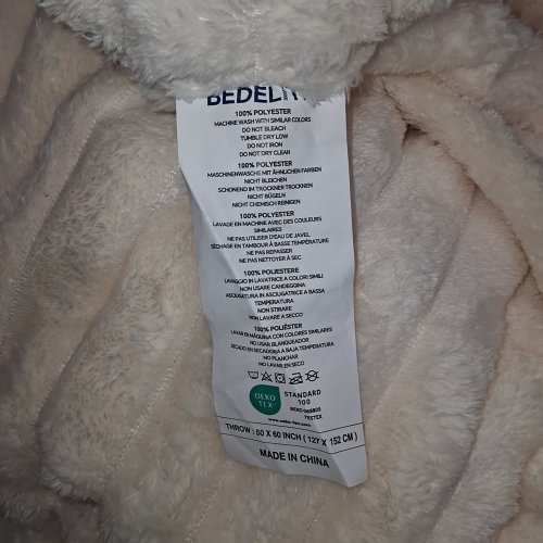 FAUX FUR THROW BLANKET - 50" X 60" - CREAM image 2
