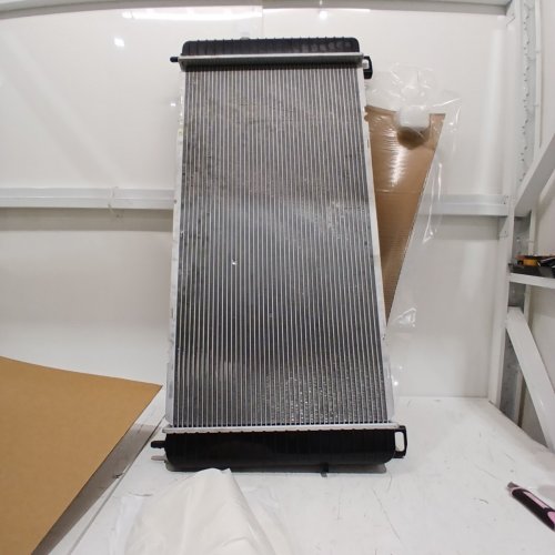 SPECTRA PREMIUM COMPLETE RADIATOR - FOR VARIOUS MAKES/MODELS (MODEL: CU2423) image 3