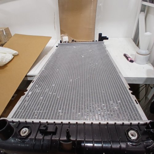 SPECTRA PREMIUM COMPLETE RADIATOR - FOR VARIOUS MAKES/MODELS (MODEL: CU2423) image 4