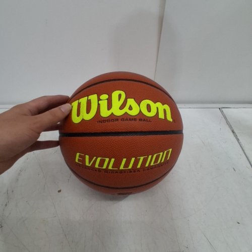 WILSON EVOLUTION INDOOR GAME BASKETBALL - SIZE 7 - OPTIC YELLOW (MODEL: ‎WTB0595ID0603) image 2