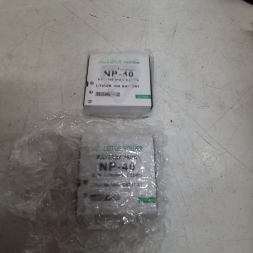 3PC USB LCD CAMERA BATTERIES WITH CHARGER FOR VARIOUS CASIO MODELS - (MODEL: NP-40) image 4
