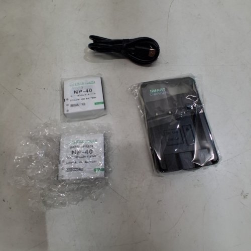 3PC USB LCD CAMERA BATTERIES WITH CHARGER FOR VARIOUS CASIO MODELS - (MODEL: NP-40) image 5