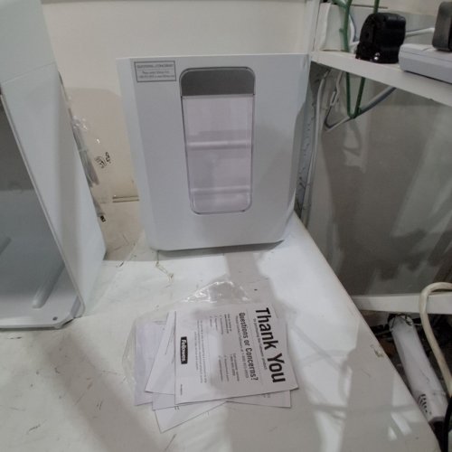 FELLOWES MICROSHRED 12MS MICRO-CUT SHREDDER (4631401) SHREDDER, WHITE image 4