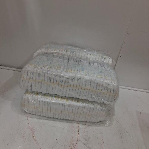120PK PAMPERS SWADDLERS DIAPERS - NEWBORN SIZE image 2