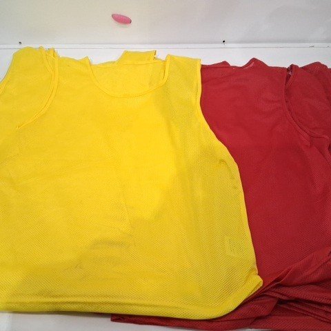 12PK SOCCER JERSEY MESH TRAINING PINNIES - LARGE - YELLOW / RED image 2