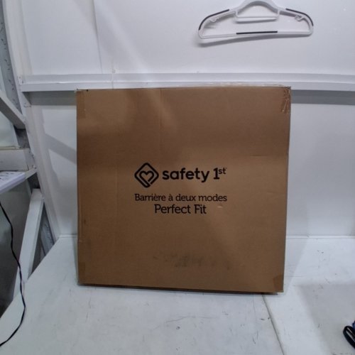 SAFETY FIRST PERFECT FIT DUAL-MODE GATE WITH PRESSURE OR HARDWARE MOUNT- WHITE (MODEL: GA049CWH02) image 3