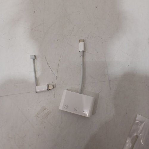 UNIVERSAL 3-IN-1 HUB CONVERTER TYPE-C ADAPTER SD CARD READER - WHITE image 2