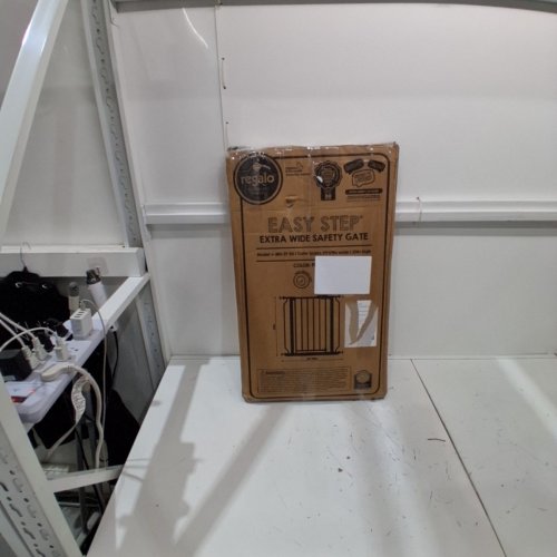 REGALO EASY STEP EXTRA WIDE BABY GATE - 29"- 49" X 30" - GREY (MODEL: 1164 EP DS) image 3
