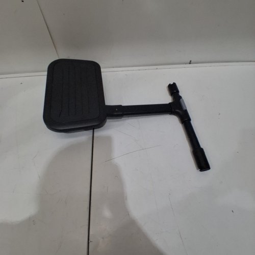 UPPABABY PIGGYBACK RIDE-ALONG BOARD FOR MINU - STAND AND STROLL ATTACHMENT - BLACK/GREY image 2