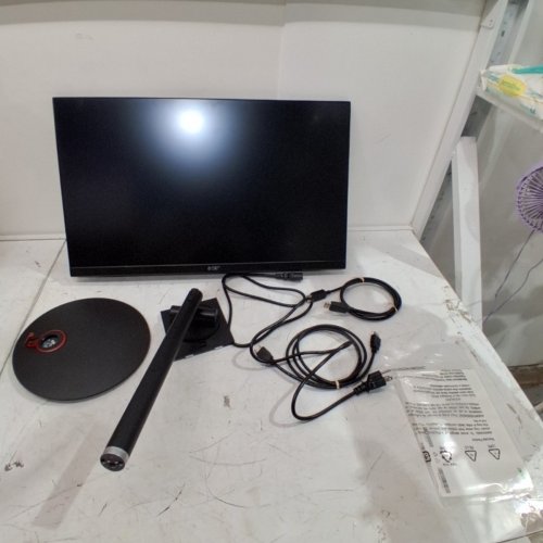 ACER 27" IPS GAMING MONITOR, RESOLUTION 2560X1440 @144HZ, 1MS RESPONSE TIME (MODEL: XV272U) image 4