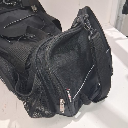 SWISS GEAR SPORT & TRAVEL DUFFEL BAG - 37.6L - 19.5" X 10.25" X 11.5" - BLACK (MODEL: SWA2850 / 1771120) image 4