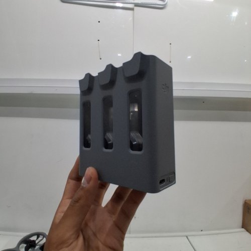 DJI AVATA 360 CHARGING HUB image 2