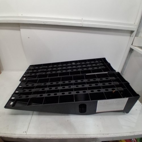 2PK AMAZON BASICS AUTOMOTIVE LOADING RAMP - 6500LB MAX - BLACK - (MODEL:TD090343) image 3