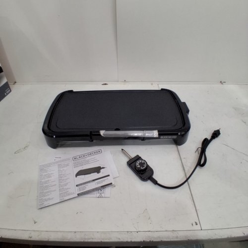 BLACK + DECKER FAMILY SIZED CORDED ELECTRIC GRIDDLE - 20" X 11" - BLACK (MODEL: GD2011BC) image 3
