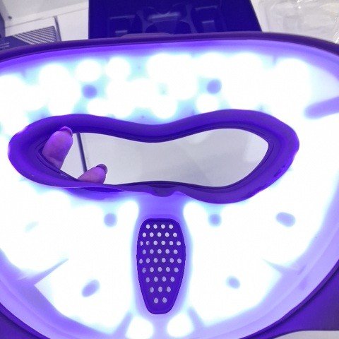HOTTOERAK 4D WIRELESS RED BLUE INFRARED LED FACIAL LIGHT MASK - BROWN image 3
