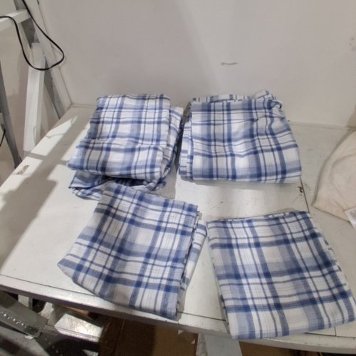 4PC SOFT FLANNEL FROM PORTUGAL 100% COTTON SHEET SET - KING - BLUE STRIP PATTERN (MODEL: 1526667) image 2