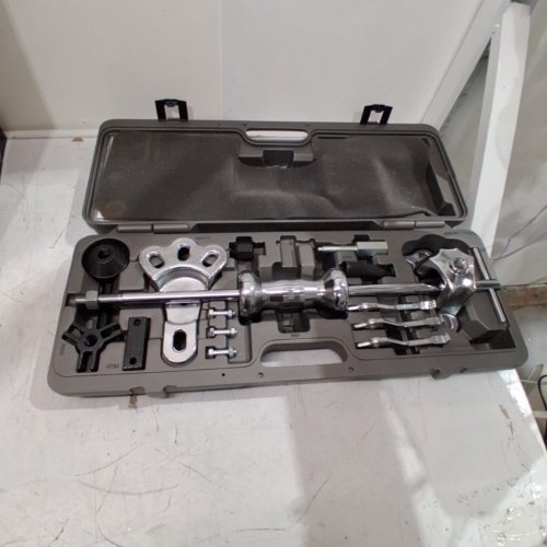 GEARWRENCH 10-WAY SLIDE HAMMER PULLER SET (MODEL: 41700D) image 2