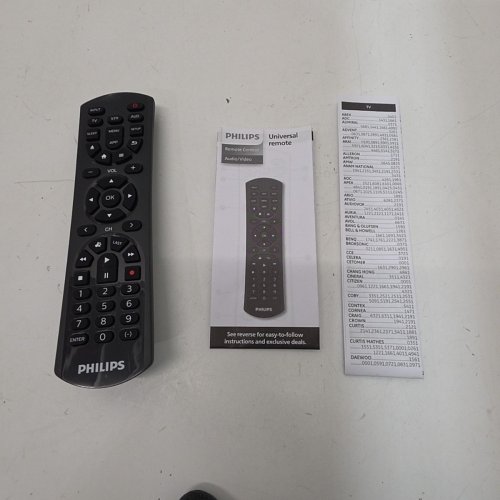 PHILIPS 3 DEVICE UNIVERSAL TV REMOTE - BLACK (MODEL: SRP4322B/27) image 2