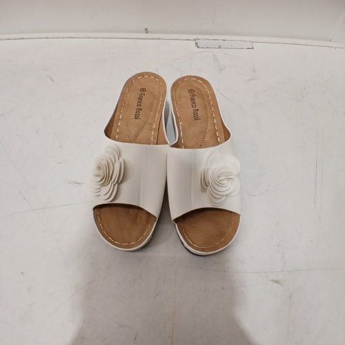 FRANCO ROSSI FLOWER SANDALS - SIZE 8 - WHITE image 3