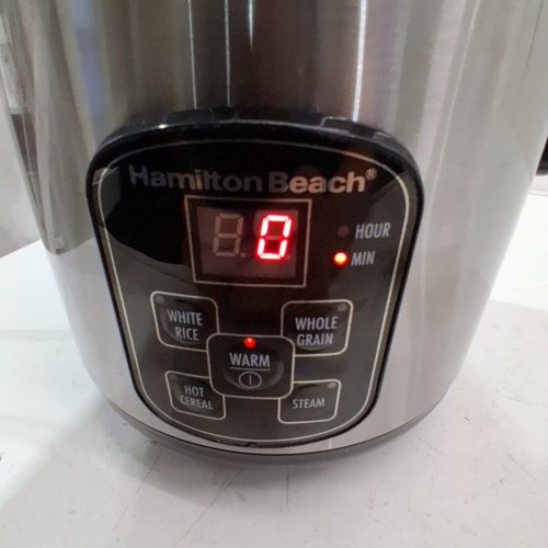 HAMILTON BEACH RICE COOKER AND STEAMER - 8 CUP CAPACITY - BLACK/SILVER (MODEL: 37518MN) image 2
