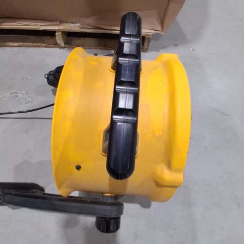DEWALT FLOOR FAN, 360° ADJUSTABLE TILTING AIRFLOW FAN, 3-SPEED 4000 CFM MAX - YELLOW BLACK (MODEL:DXF1616/ 9631000) image 4