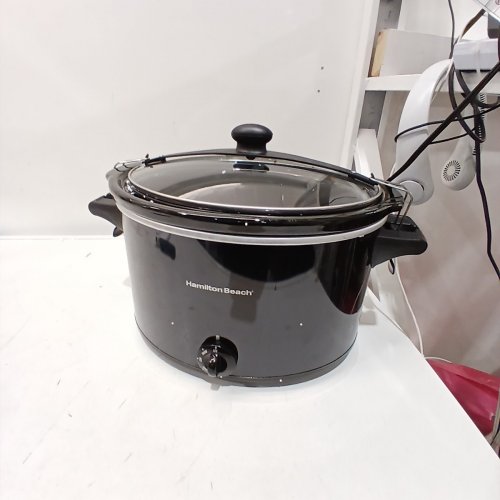 HAMILTON BEACH STAY-OR-GO SLOW COOKER WITH LOCKING LID- 10QT CAPACITY - BLACK (MODEL: 33195) image 2