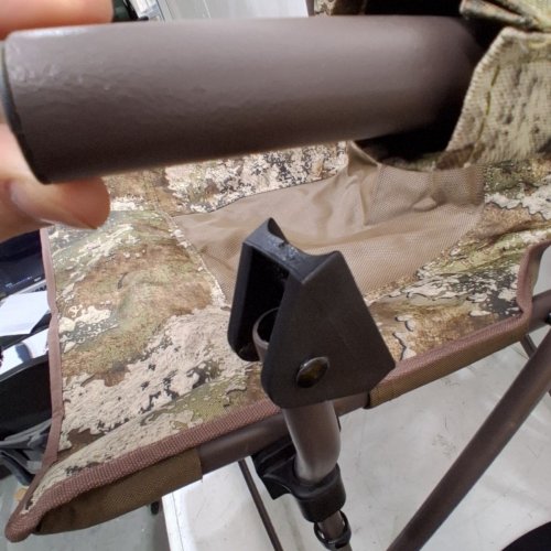 bps 400 SERIES HUNTING CHAIR - 400LB MAX - TRUETIMBER STRATA (MODEL: 4100829/CAB-400-FHC) image 4