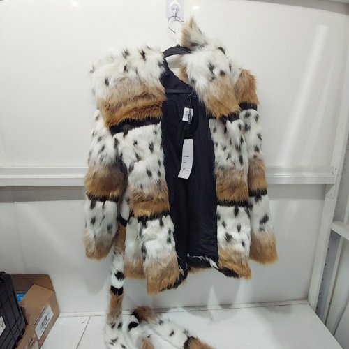 WOMEN'S FUN SPORTS FAUX FUR BUTTON UP COAT - SMALL - SNOW LEOPARD (STYLE: 253643) image 2