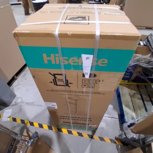 HISENSE STAINLESS STEEL COMPACT REFRIGERATOR WITH TOP MOUNT FREEZER - 4.4 CU.FT (MODEL: HRT044VE) image 2