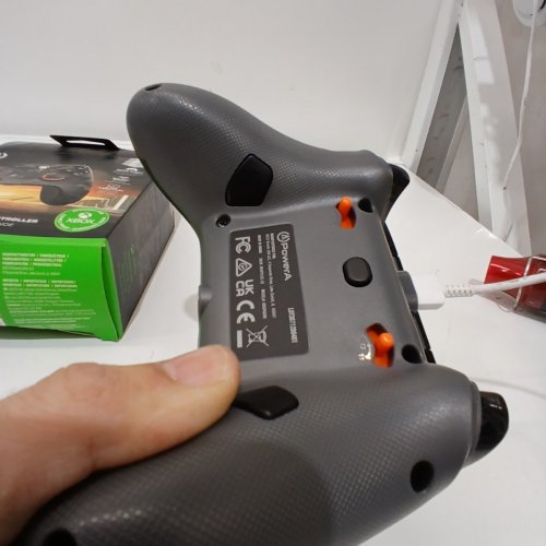 POWERA WIRED ADVANTAGE CONTROLLER FOR XBOX SERIES S/X - CAMOUFLAGE image 4